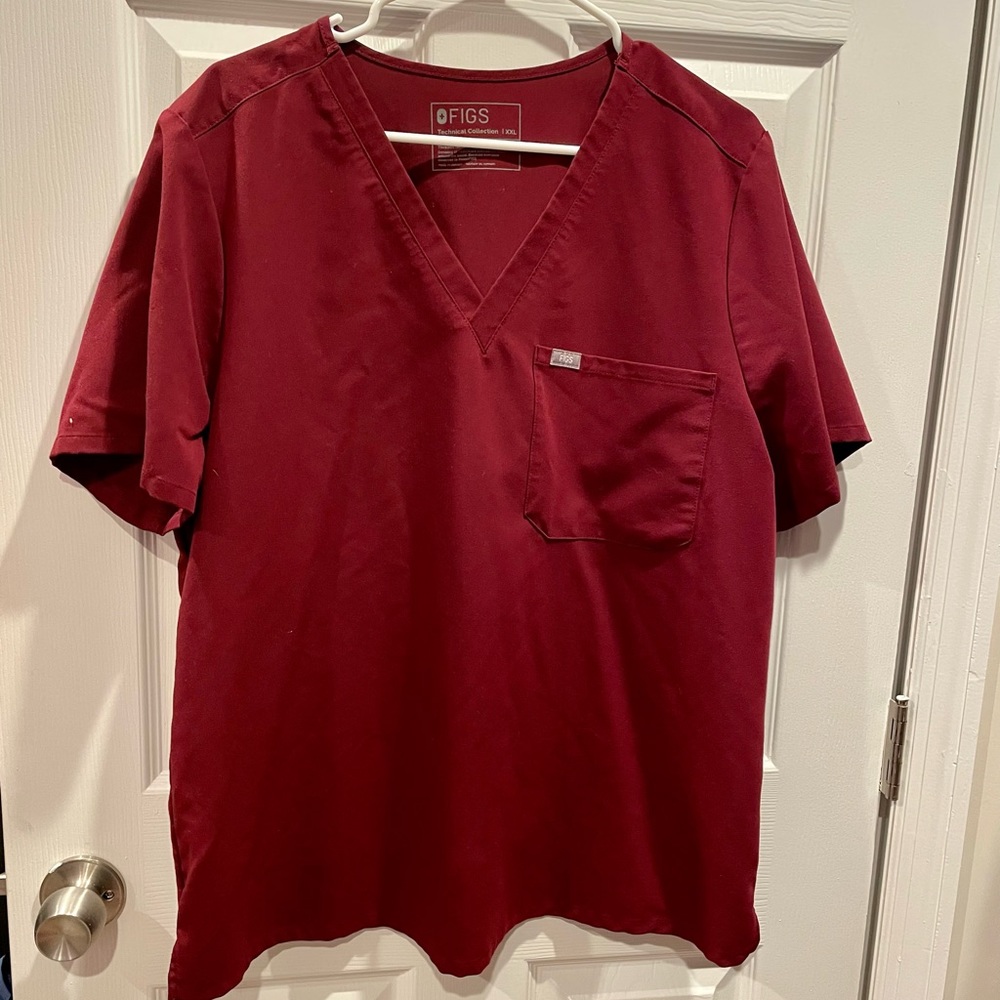 EUC Figs Catarina one pocket scrub top